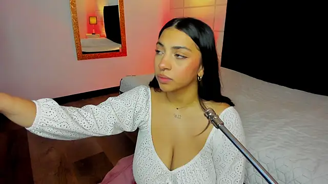 Christine Laam online show from October 13, 12:08 pm