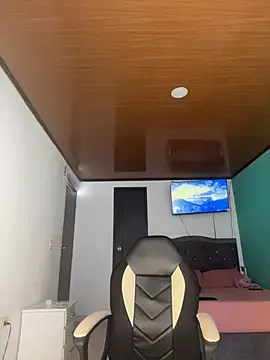 ALANAH KITTY online show from April 15, 7:58 pm