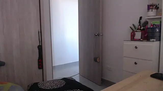 scarlett diamond11 online show from September 15, 10:17 pm