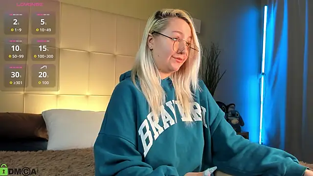 Debbie Taylor online show from April 8, 5:26 pm