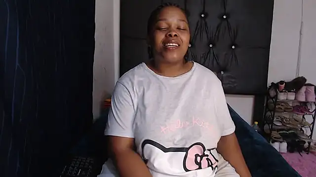 BigbootyNickyx online show from November 9, 3:24 am