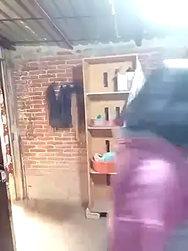 yovana13 online show from January 6, 10:57 pm