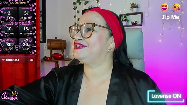 Gia Nahomi online show from March 19, 11:20 pm