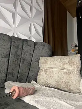 Ambarsexbutler online show from December 18, 11:53 pm