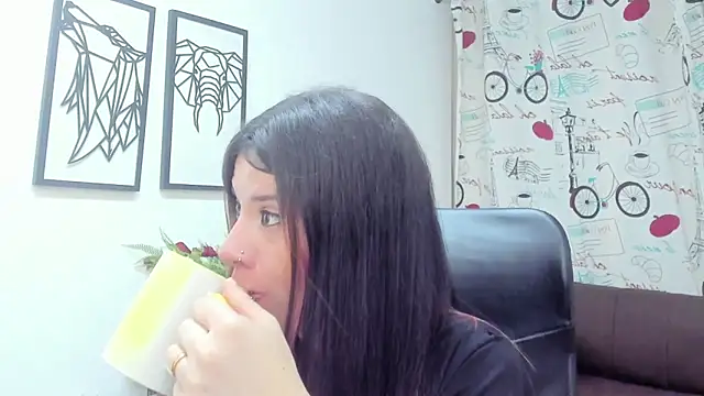 DanaaRey online show from November 5, 4:12 pm