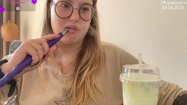 JacyWinslat online show from April 9, 9:26 am