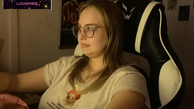 JacyWinslat online show from October 8, 6:01 pm