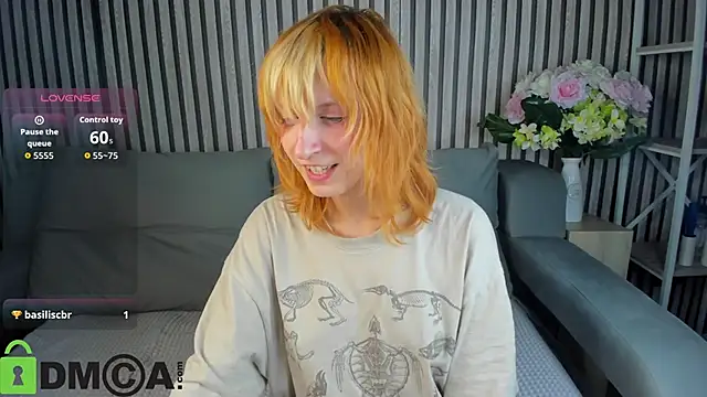 Little Chips online show from October 4, 5:28 pm