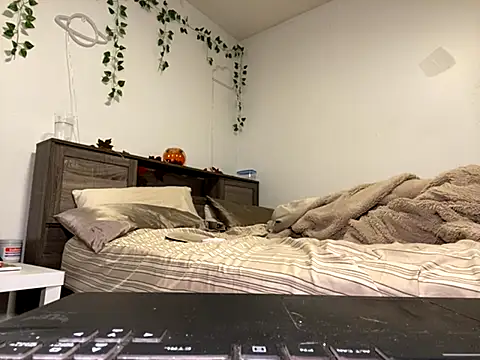 Kittyymaze1 online show from September 30, 12:11 pm