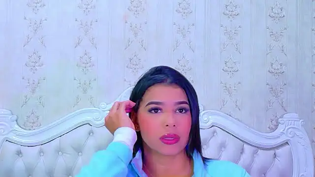 TiaraRosse online show from January 9, 12:09 pm