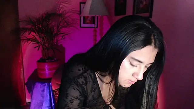 bunnyemilyrose36 online show from February 8, 7:56 am