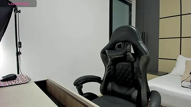 alma fenix online show from March 24, 12:43 pm