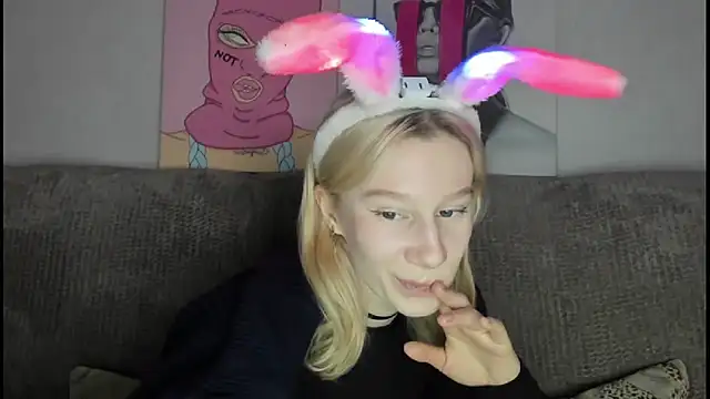 EnigmaSee online show from November 15, 11:11 am