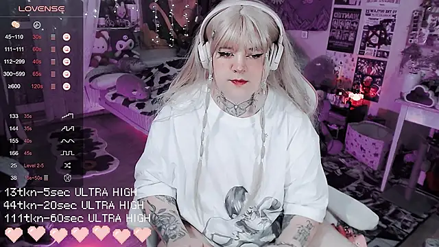 noori  hope online show from December 19, 10:57 pm