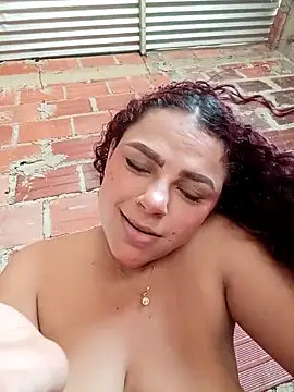 Mommy-Hot online show from February 28, 7:46 pm