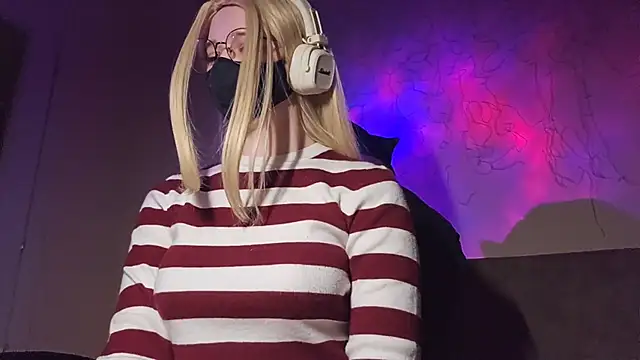 DanaWard online show from January 16, 10:17 pm