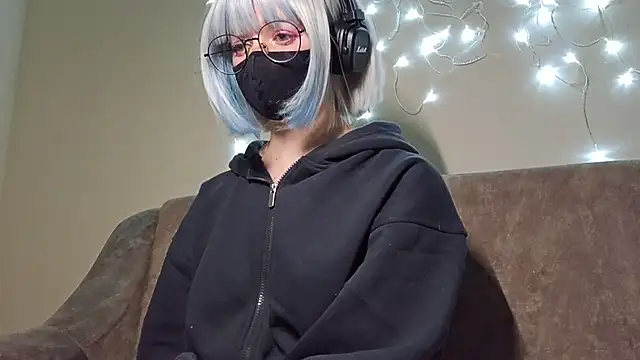 DanaWard online show from September 15, 8:49 pm