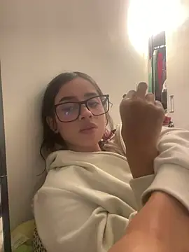salome-brown online show from May 2, 1:31 am