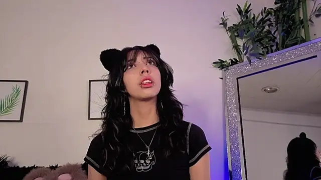 Nyx nayla online show from October 7, 6:40 am