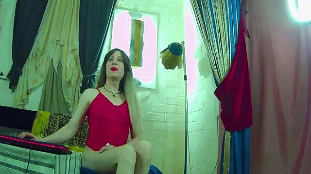 Mary Loon online show from April 15, 6:52 pm