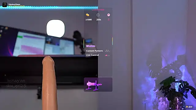 penelopesexx online show from November 8, 12:04 am