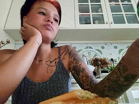 LorenRosse online show from September 25, 4:22 am