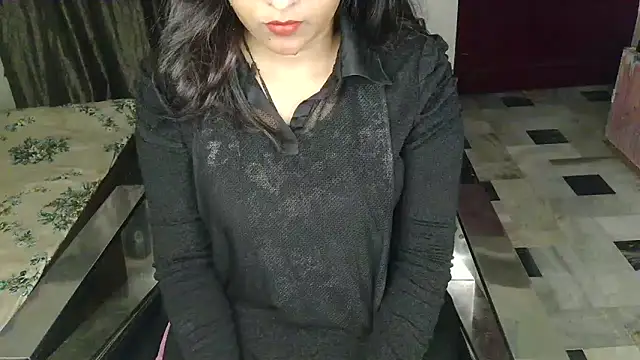 aarushi sharmaa online show from November 27, 3:48 pm