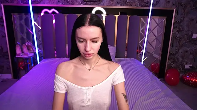 Snow WhiteeeX online show from February 7, 6:39 am