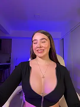 Lanataylor- online show from September 26, 11:45 pm