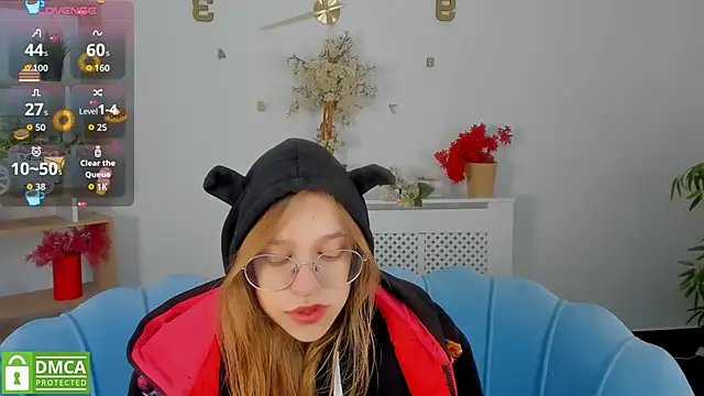 LayriantaVee online show from October 10, 6:18 am