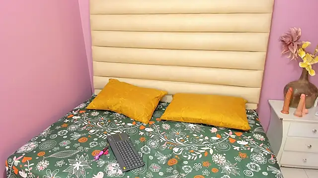 ZaritaLenon online show from September 17, 9:35 pm