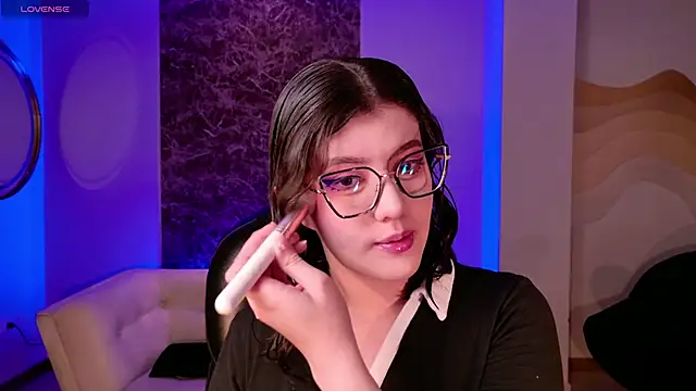 AmberFarrell online show from December 13, 8:37 pm