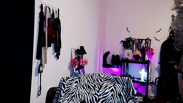 Ryder D Bauchery online show from January 16, 1:45 am