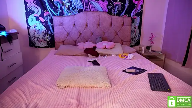 jade dakota   online show from March 26, 1:30 am