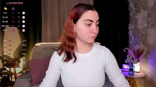 hannacheekss  online show from October 14, 2:14 am