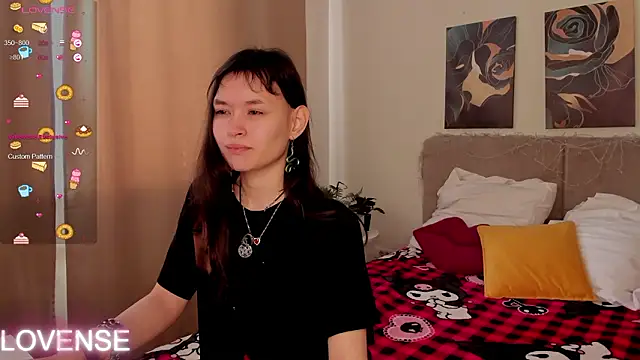 Emily Strikeee online show from February 24, 3:49 am