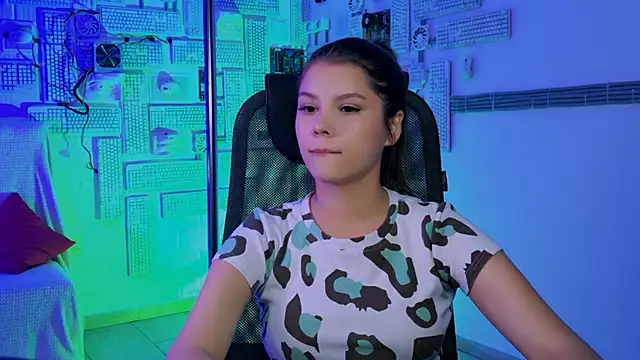 EvaThopson online show from November 5, 10:53 am