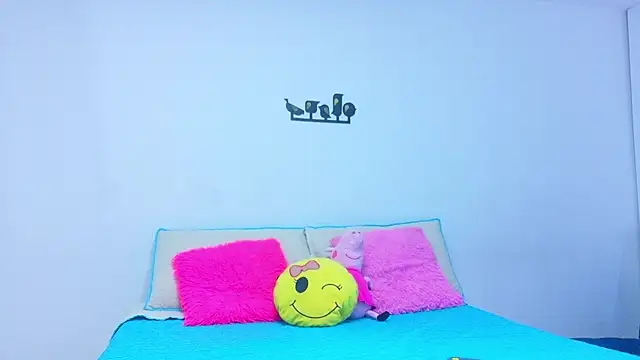  lucysmith online show from October 19, 10:28 am