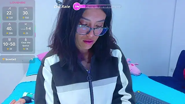  lucysmith online show from October 18, 8:50 am