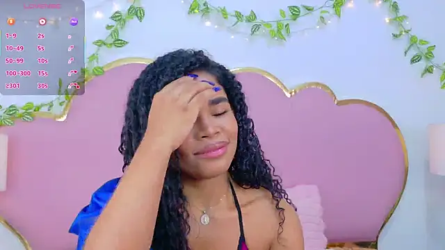 NahiaraReina online show from November 25, 2:41 pm