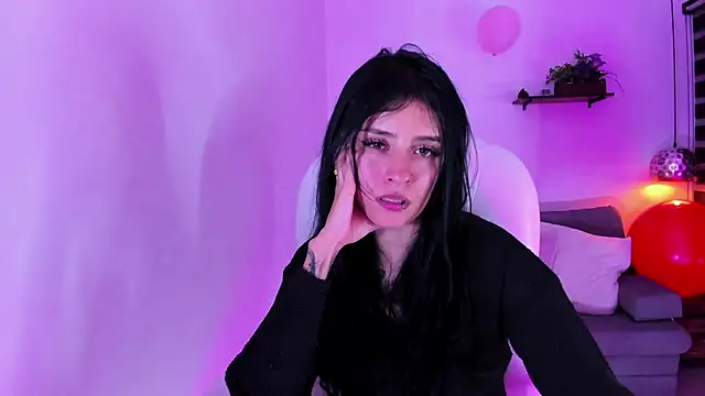 yenny garcia online show from November 13, 8:19 pm