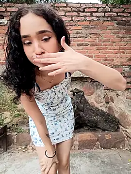 sweet outdoor charm online show from March 4, 7:53 pm