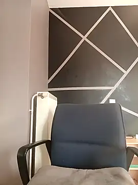 Nell-X online show from October 8, 9:24 am