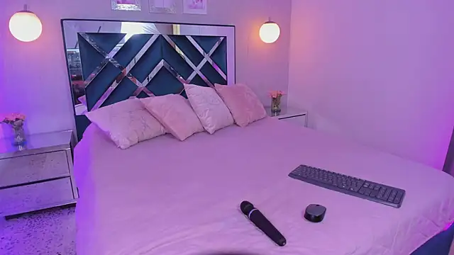 ibella7 online show from October 7, 7:29 pm