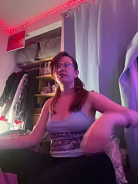 Nina-Chick777 online show from February 27, 6:46 am