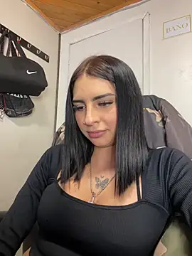 Hilary pinkk online show from November 13, 6:01 am