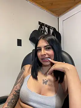 Hilary pinkk online show from October 9, 3:43 am