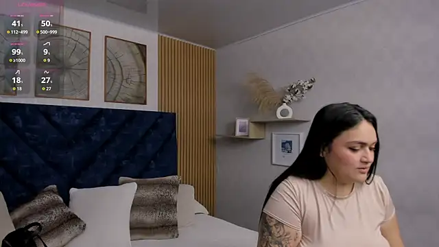 Charlotte Mayer online show from April 11, 11:25 am