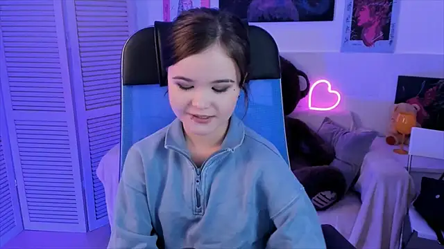 Elainebeness online show from September 11, 7:47 pm