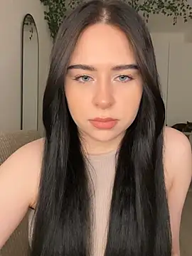  SweetCandyy online show from April 6, 7:59 pm